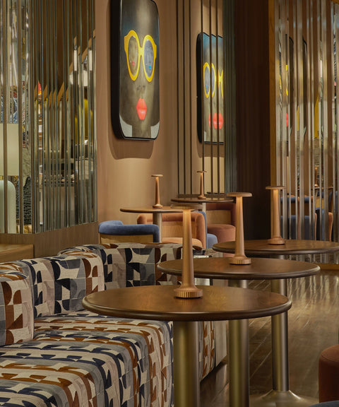 Wire-free lamp Tall Poppy by NEOZ Lighting