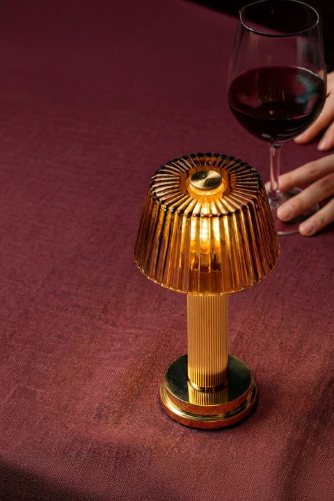 Dining with Manhattan portable table lamp